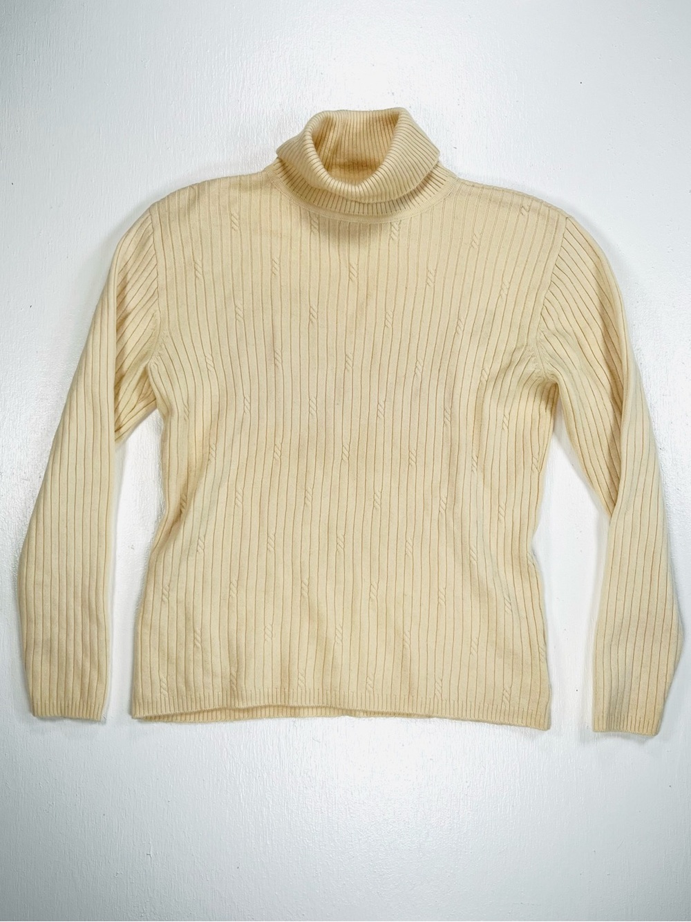 Liz Claiborne 100% Merino Wool Vintage Cream Ribbed Turtleneck Sweater Size L